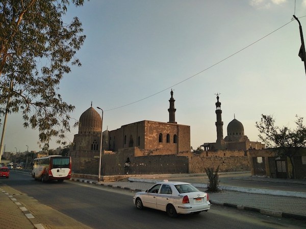开罗“死人城”——猎奇背后，是一座城市的无奈和艰辛